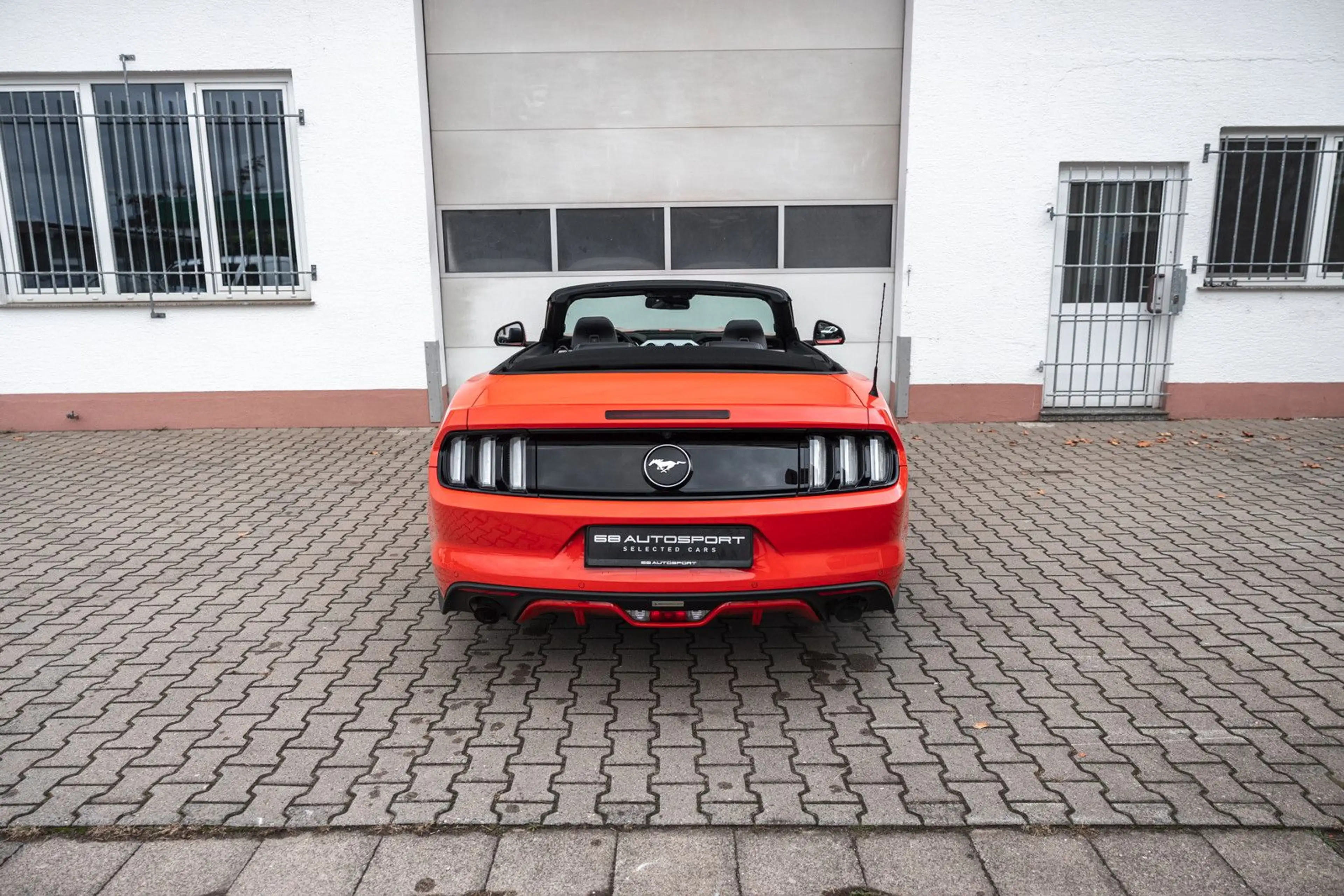 Ford Mustang Cabrio PREMIUM+20"+1.HD+DE+SCHECKHEFT — photo 6