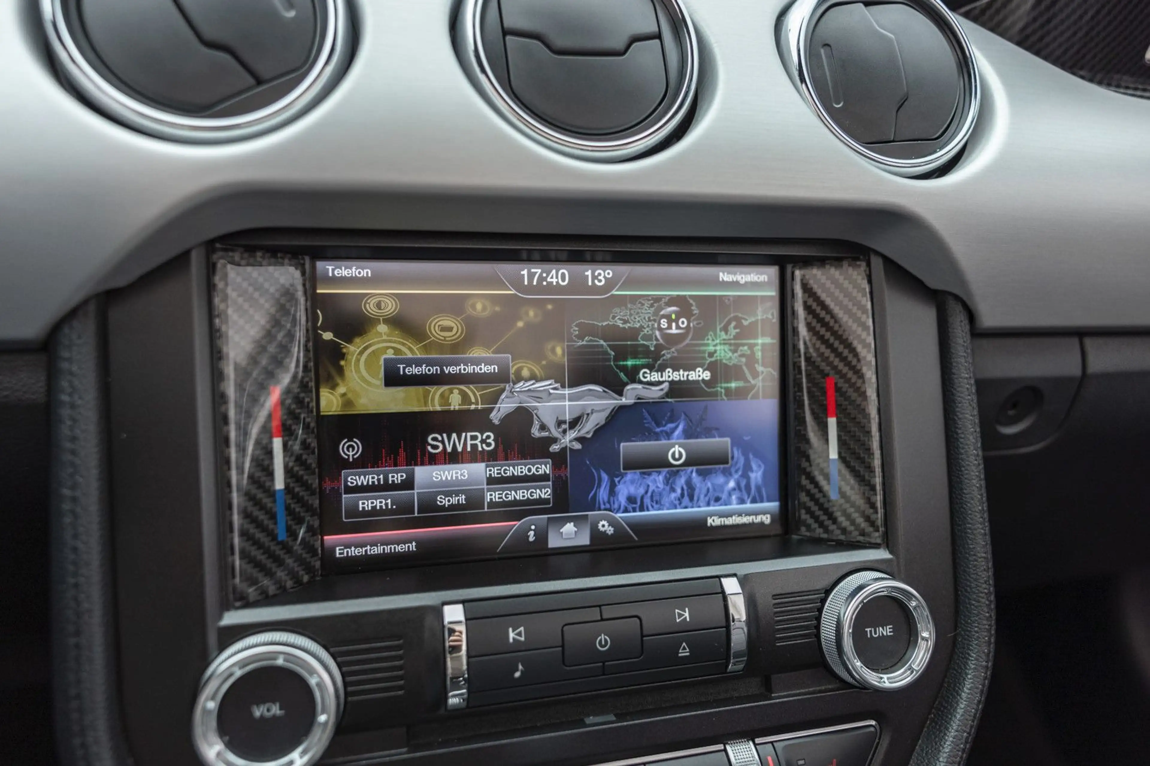 Ford Mustang Cabrio PREMIUM+20"+1.HD+DE+SCHECKHEFT — photo 14