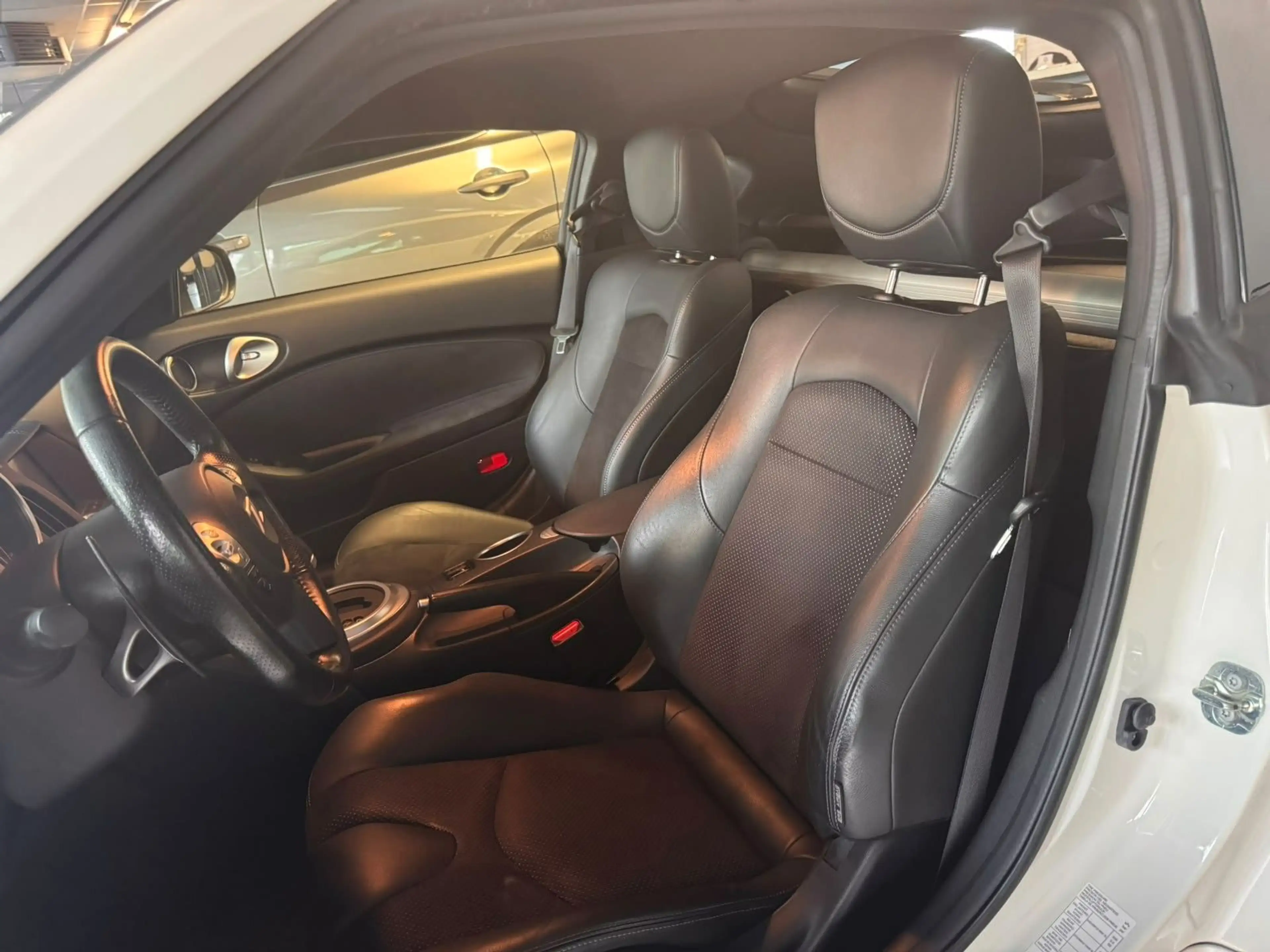 Nissan 370Z 370 Z Premium Pack — photo 8