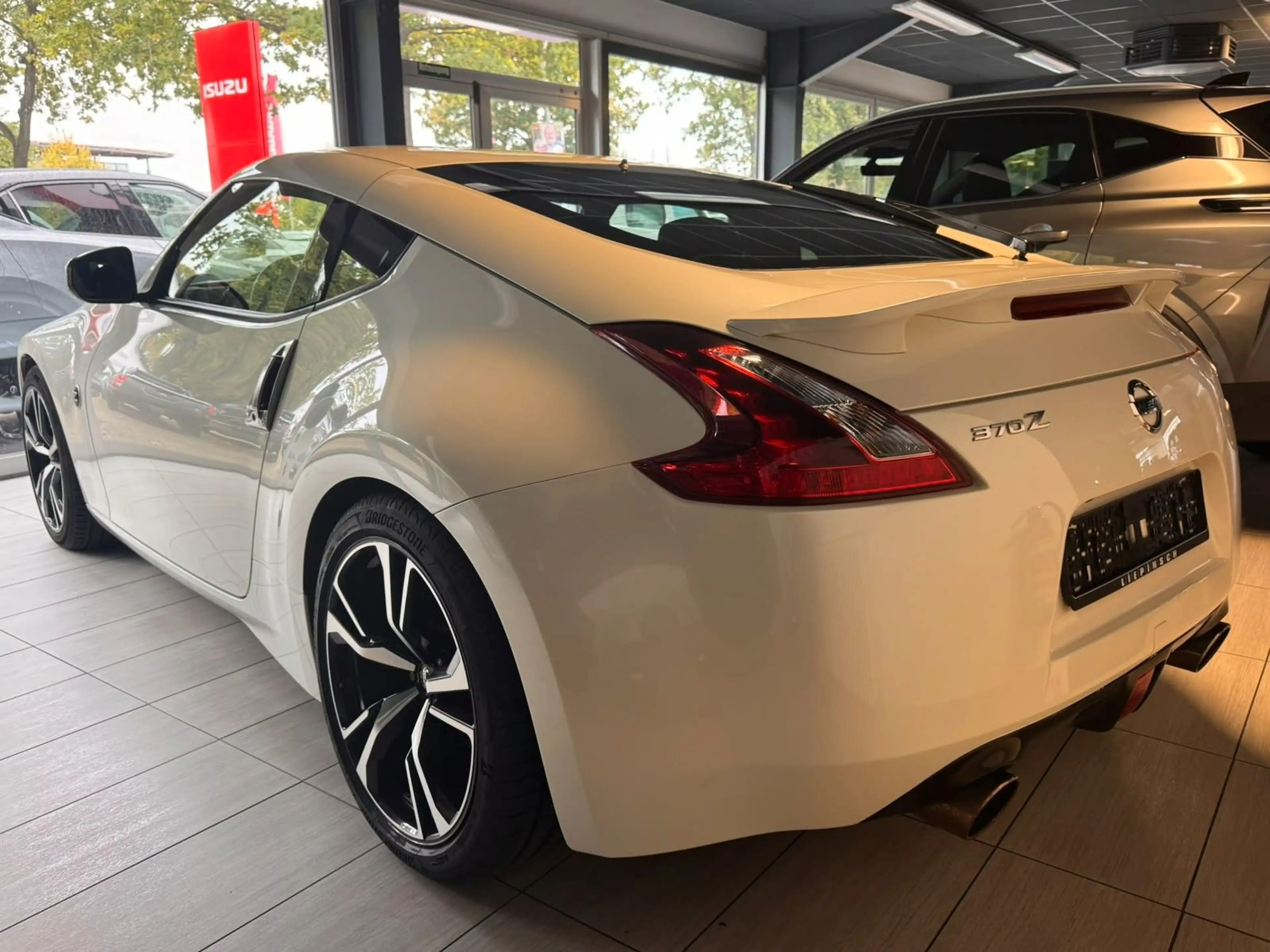 Nissan 370Z 370 Z Premium Pack — photo 6