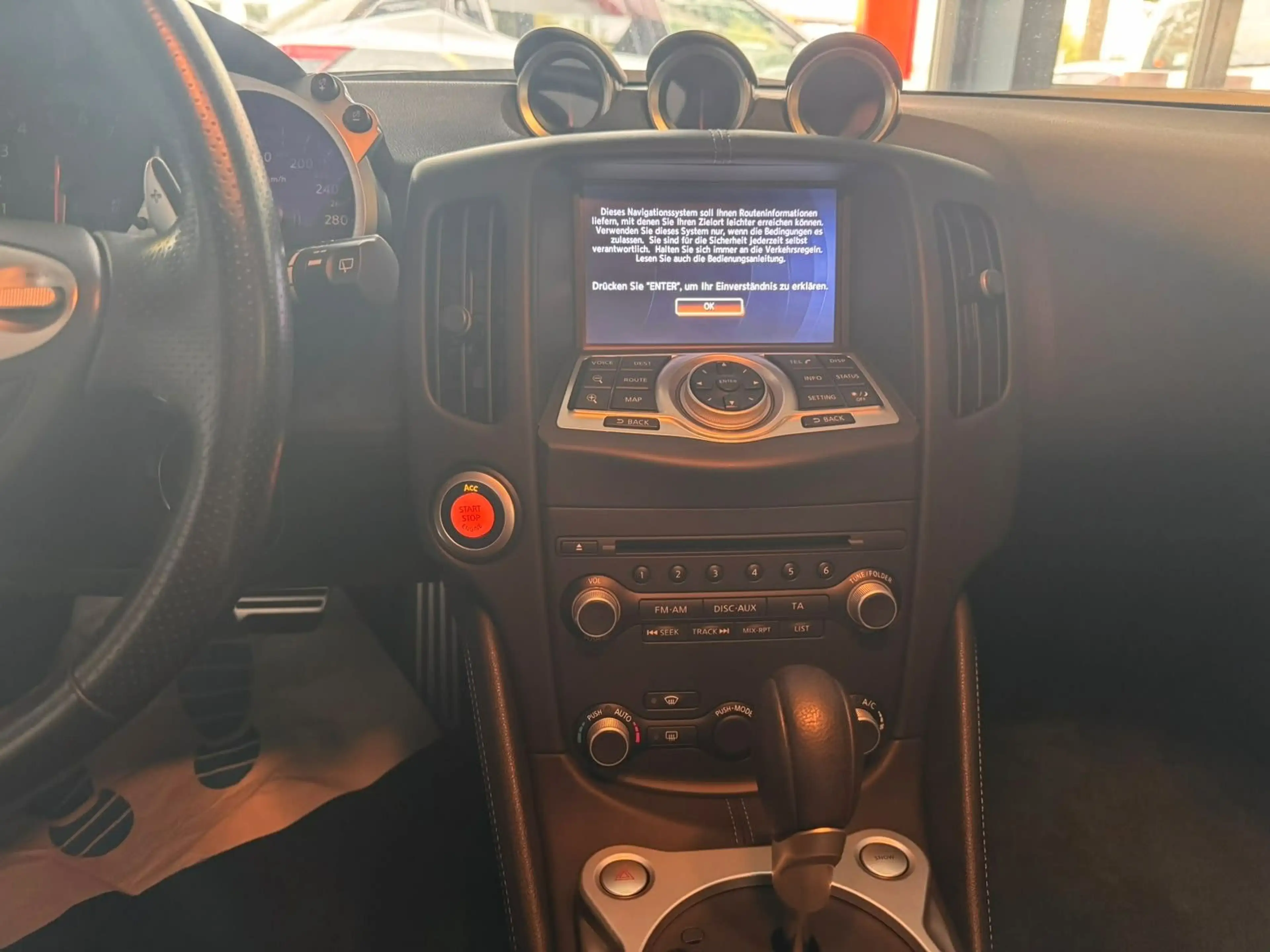 Nissan 370Z 370 Z Premium Pack — photo 12
