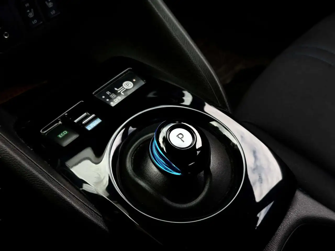 Nissan Leaf снимка Nissan Leaf