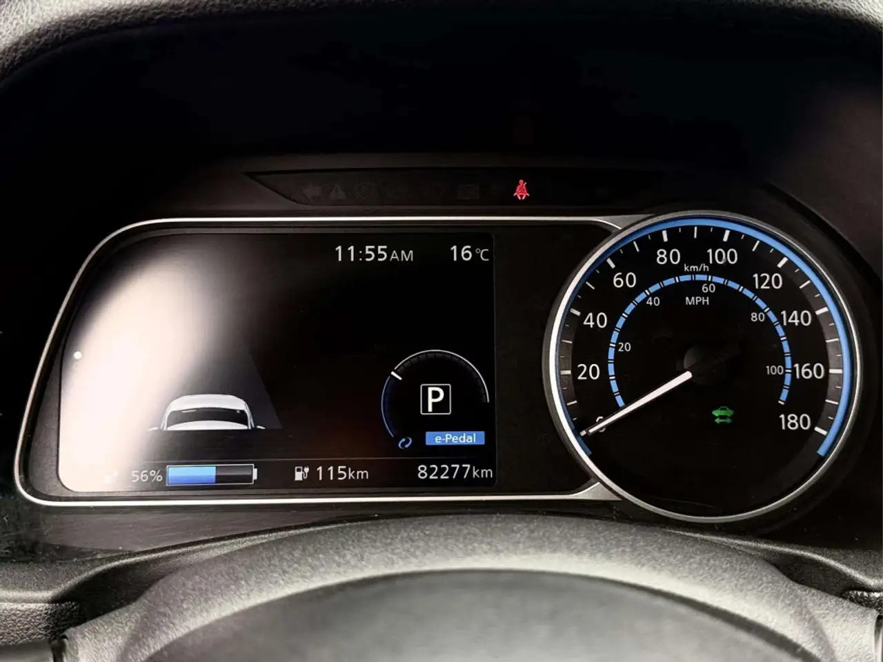 Nissan Leaf снимка Nissan Leaf