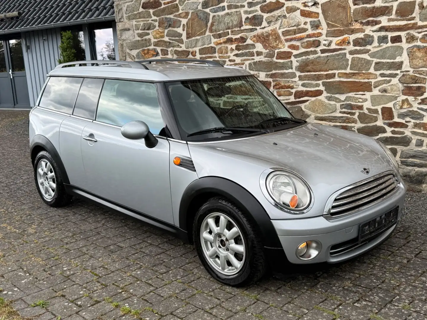 MINI Cooper Clubman Plateado - 1