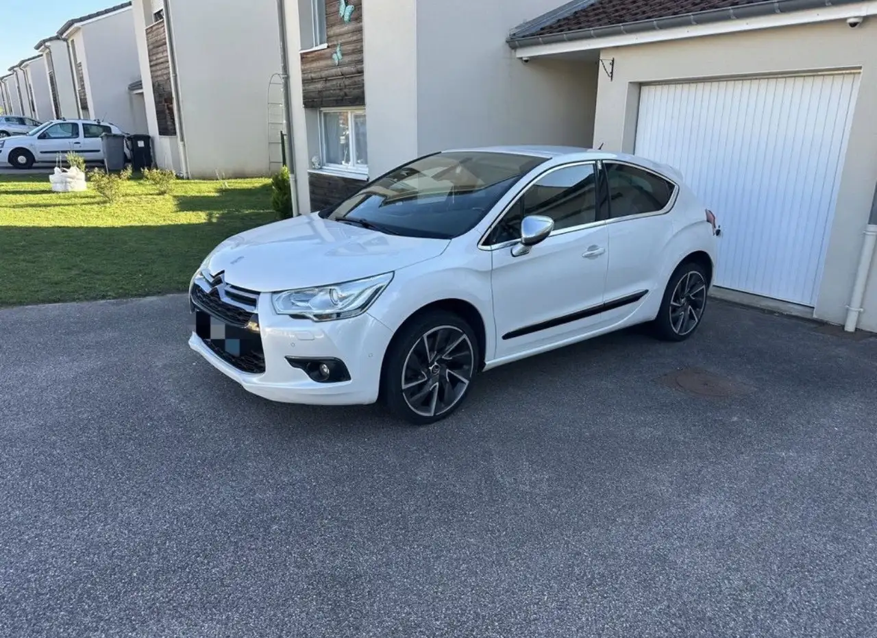 Citroen DS4 BlueHDi 180 S\u0026S Sport Chic EAT6