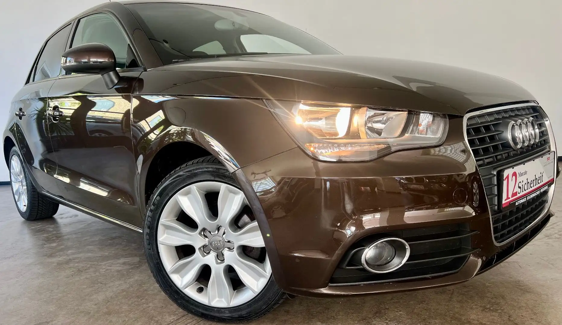 Audi A1 Sportback ambition,S-Line,PDC,ShzTÜV&SERV NEU Braun - 1