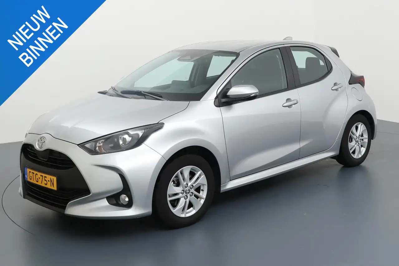 Toyota Yaris 1.5 HYBRID 115 ACTIVE I AUTOMAAT I APPLE CARPLAY I