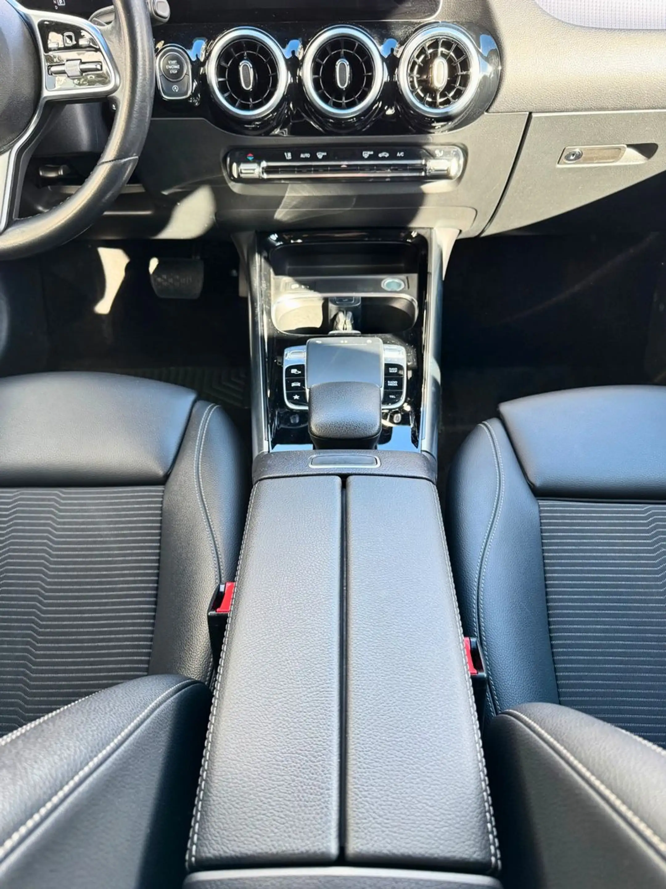 Mercedes-Benz B 220 B B 220 4Matic — photo 13