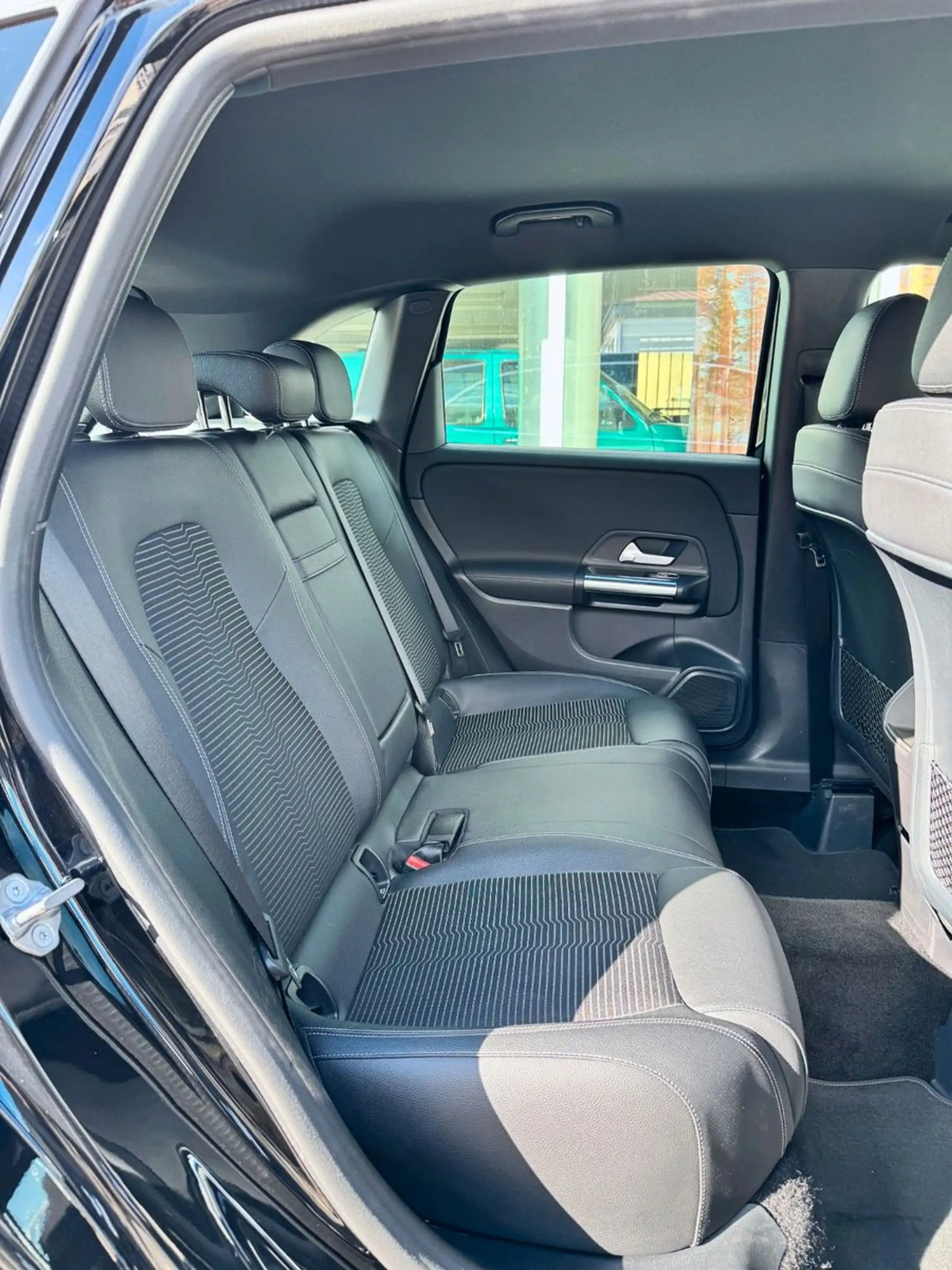 Mercedes-Benz B 220 B B 220 4Matic — photo 8