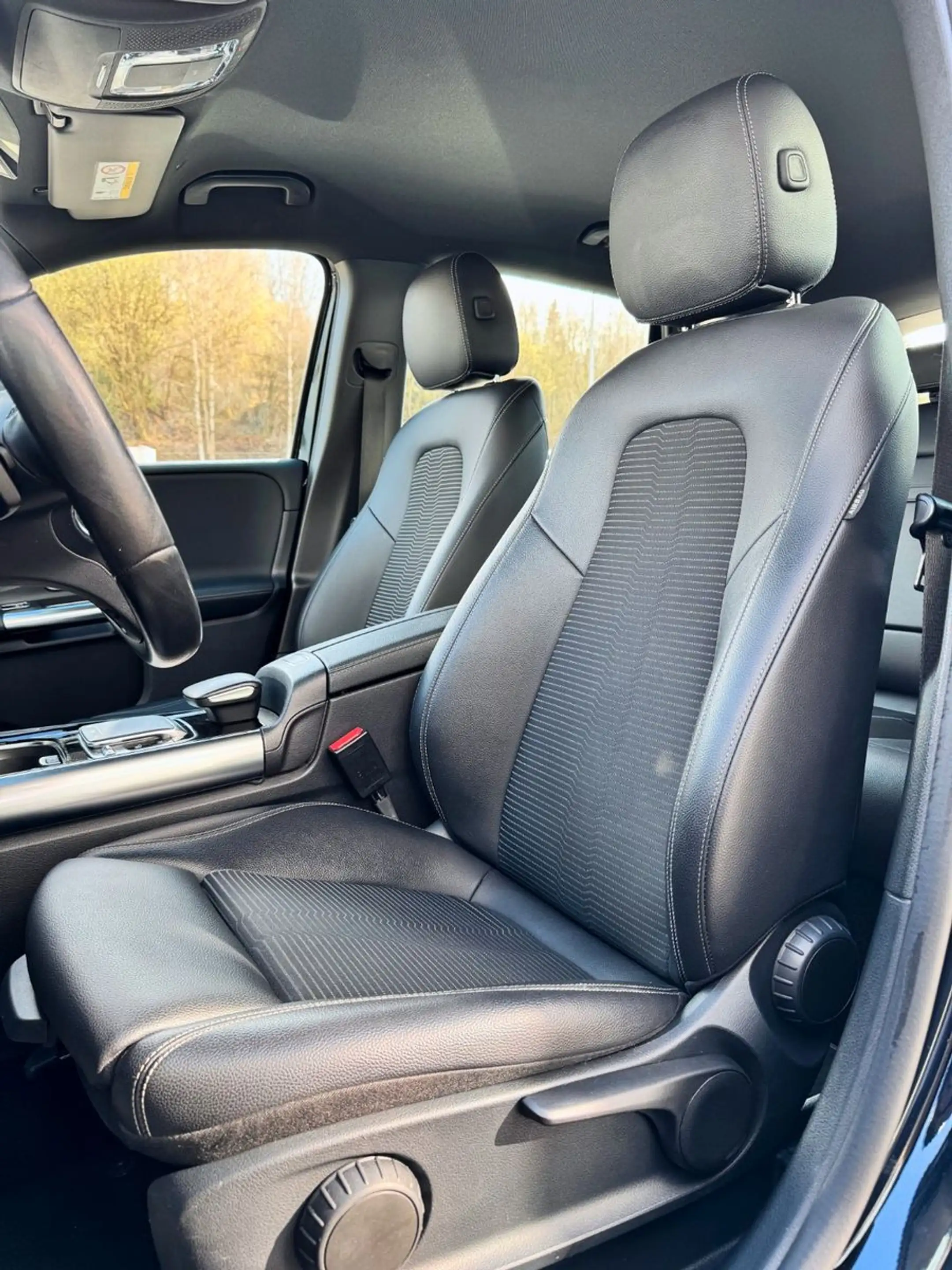 Mercedes-Benz B 220 B B 220 4Matic — photo 6