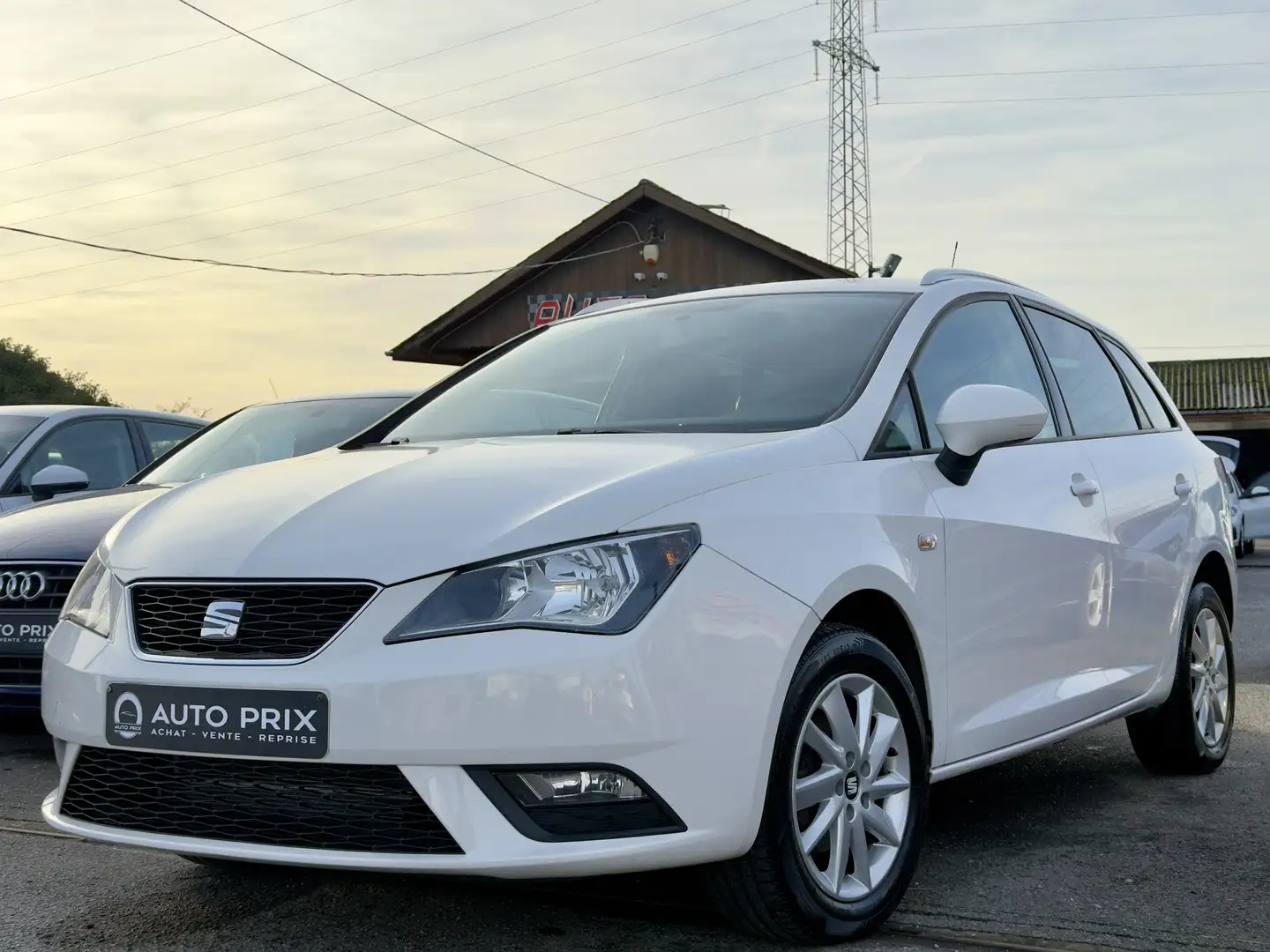 SEAT Ibiza ST 1.2 TSI Style Clim Auto Face Lift Euro 5b Белый - 1