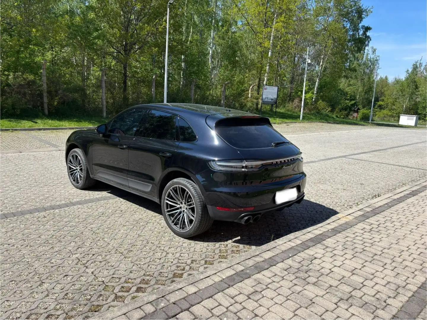 Porsche Macan S Schwarz - 2