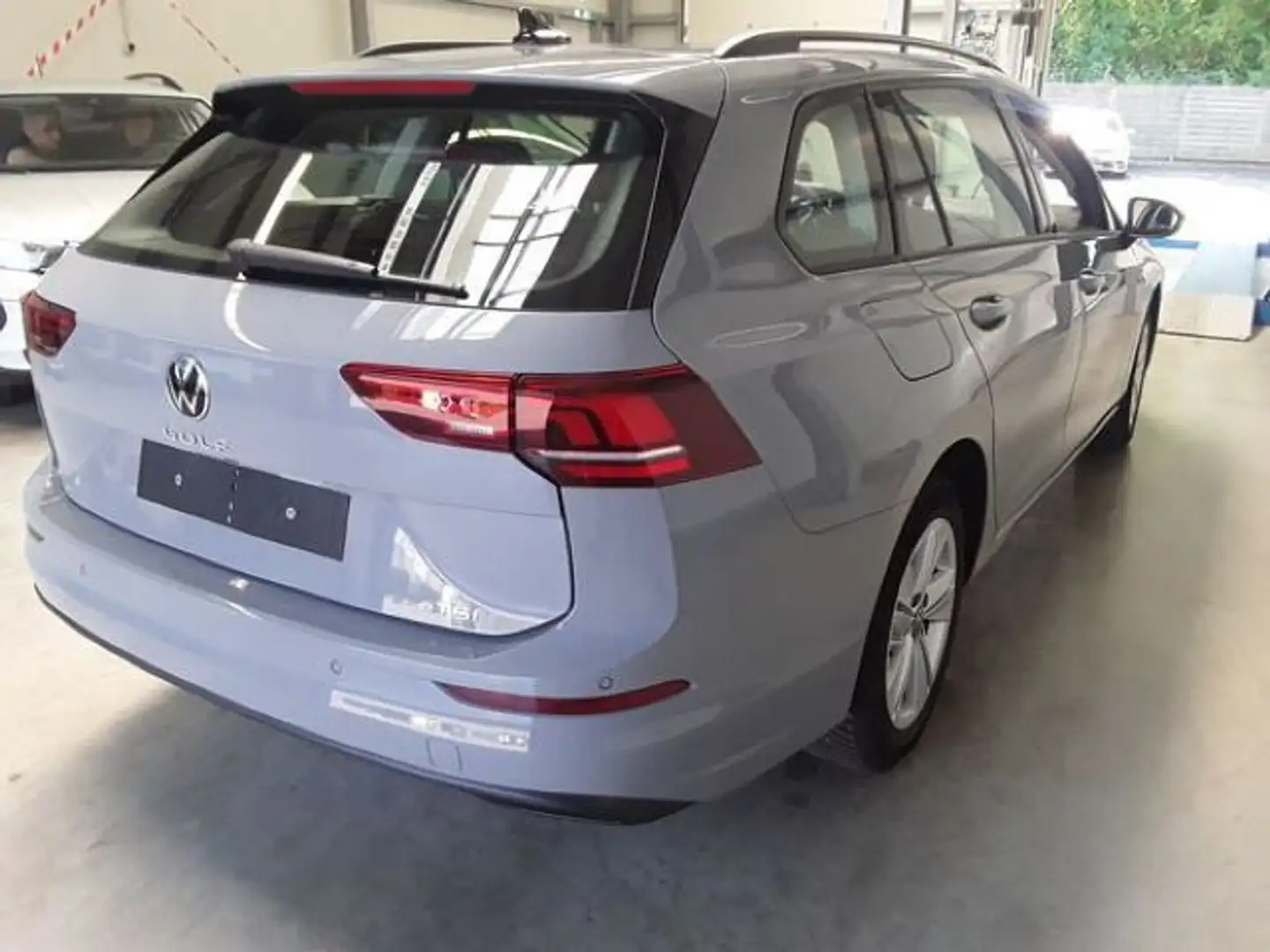 Volkswagen Golf Variant Golf VIII Variant 1.5 eTSI LED KAMERA ACC App-Co Grau - 2