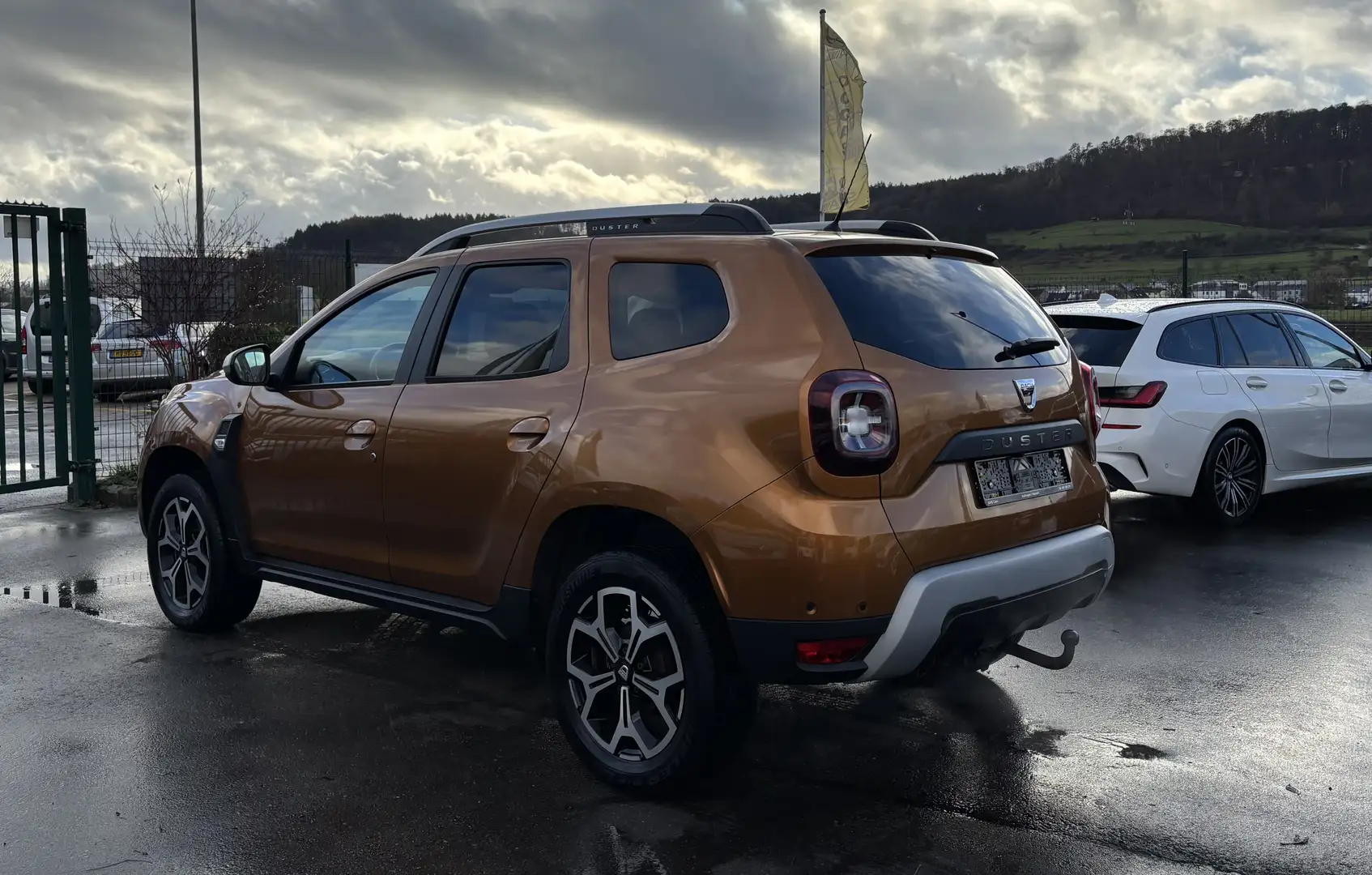 Dacia Duster Duster II TCe 125 2WD Prestige Naranja - 2