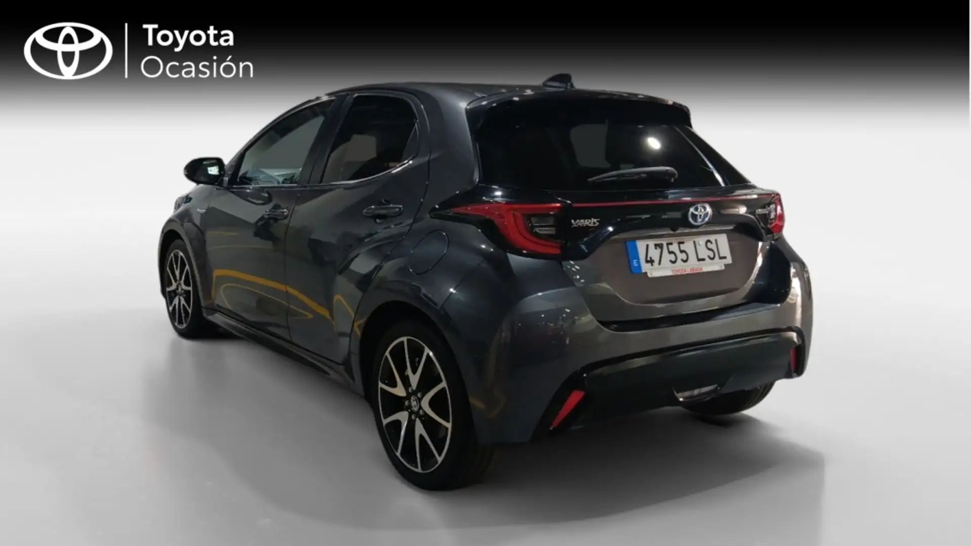 Toyota Yaris BERLINA CON PORTON 1.5 VVT-I HYBRID STYLE 116 5P Grau - 2