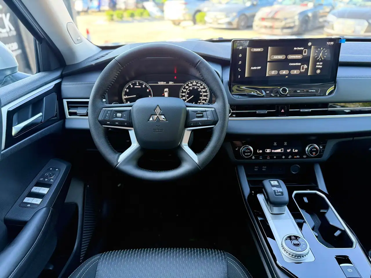 Mitsubishi Outlander снимка Mitsubishi Outlander