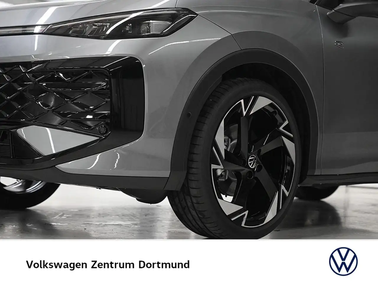 Volkswagen T-Roc 1.5 R-LINE DSG PANO AHK MATRIXLED LM20 5