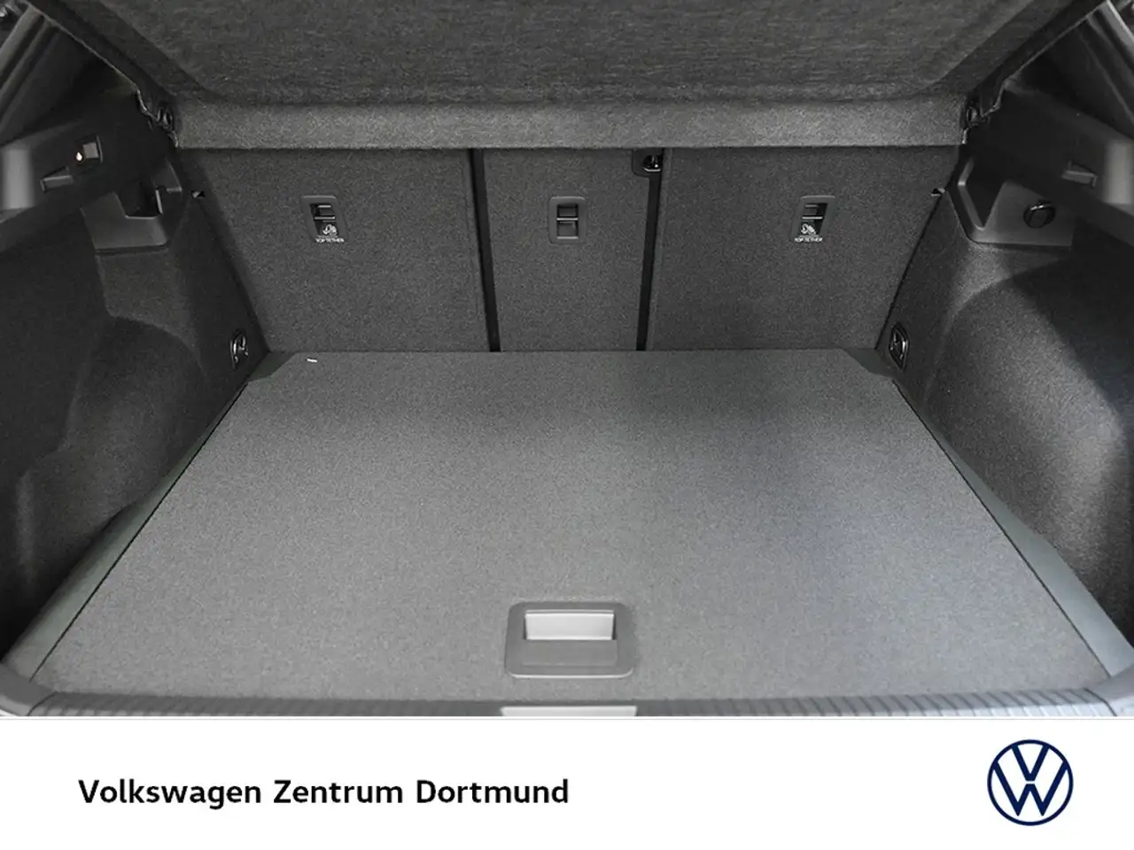 Volkswagen T-Roc 1.5 R-LINE DSG PANO AHK MATRIXLED LM20 8