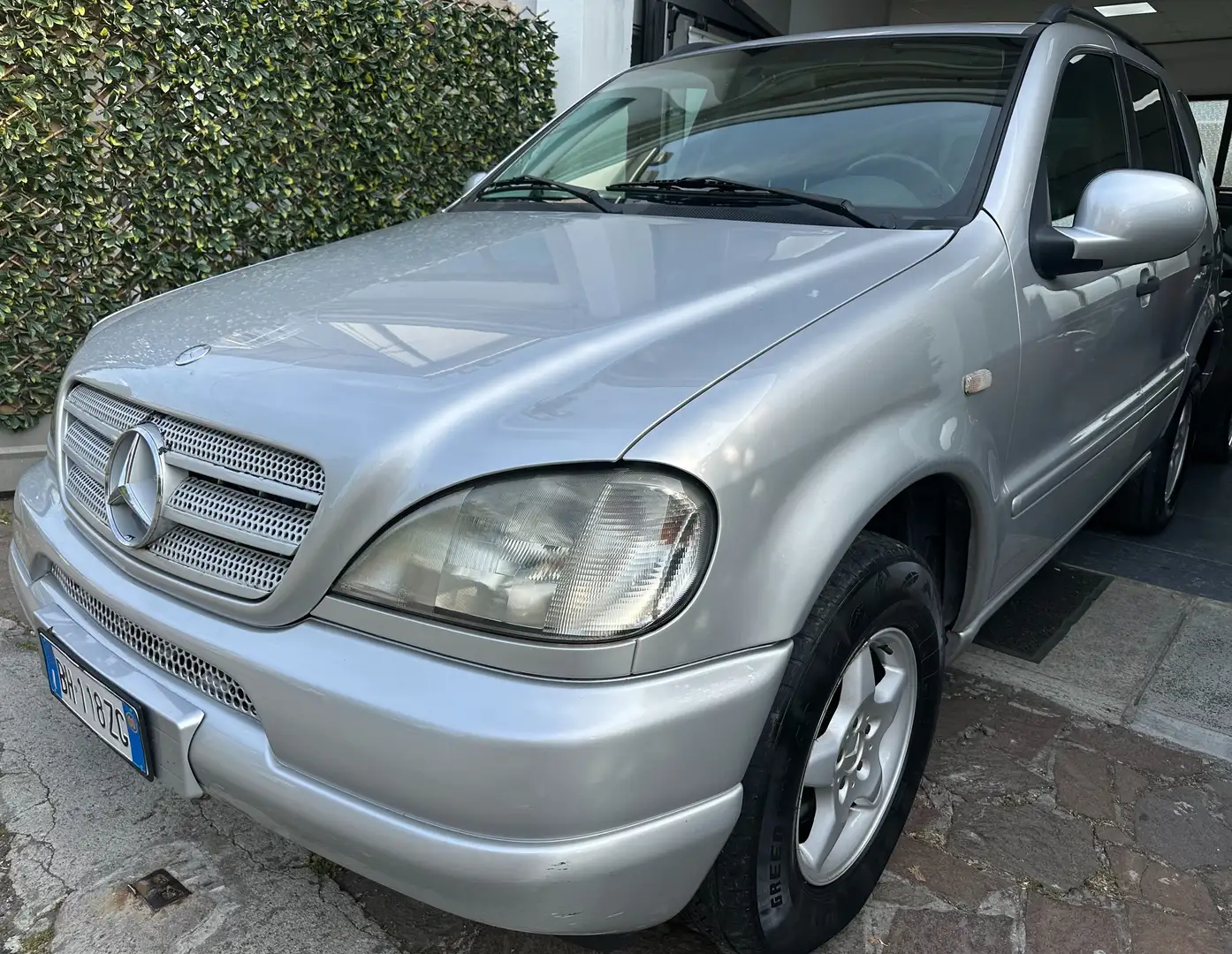 Mercedes-Benz ML 230 GPL SCADENZA 04/2028 Negro - 1