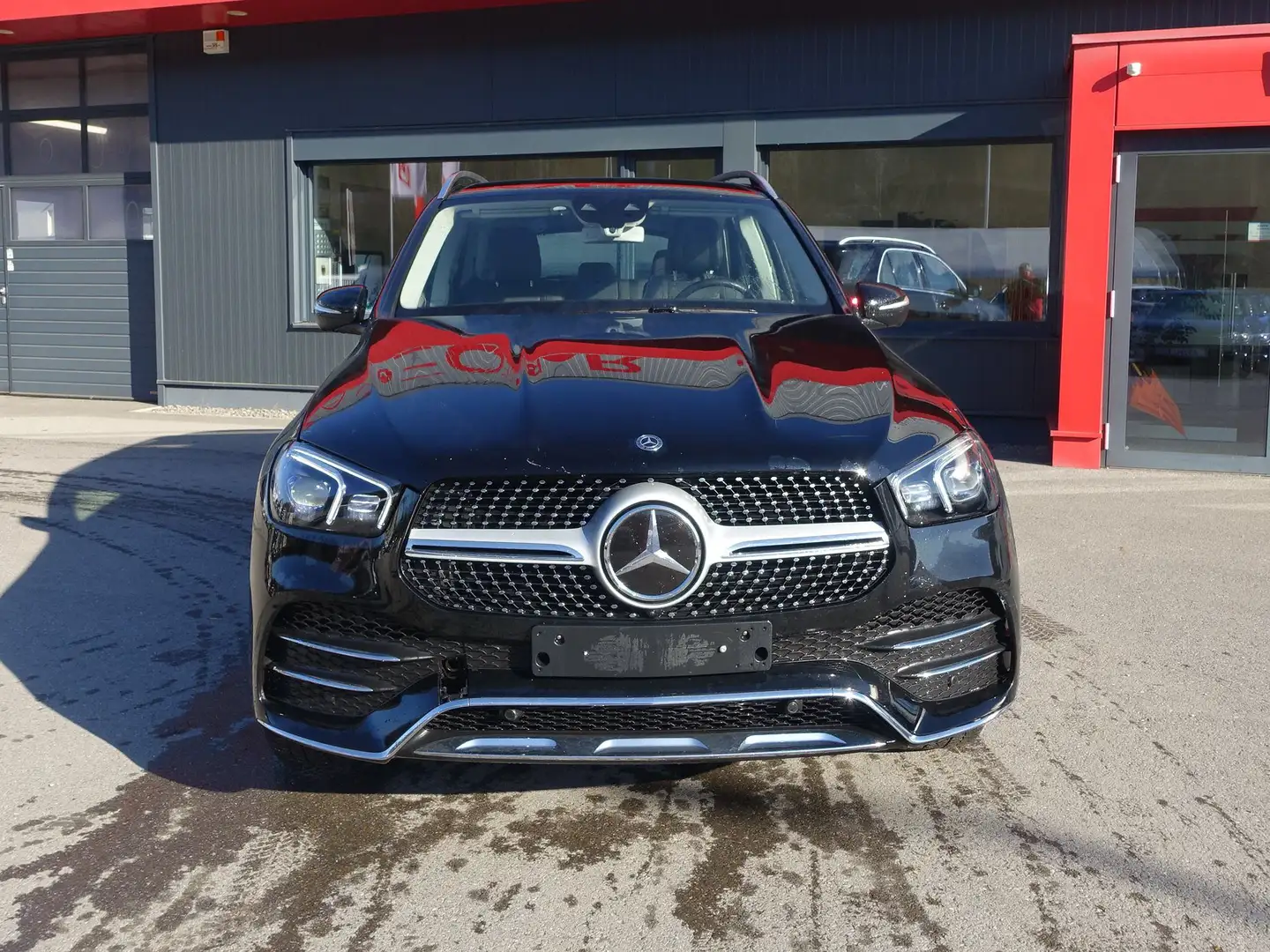 Mercedes-Benz GLE 300 GLE 300 d 4Matic AMG - Line Schwarz - 1
