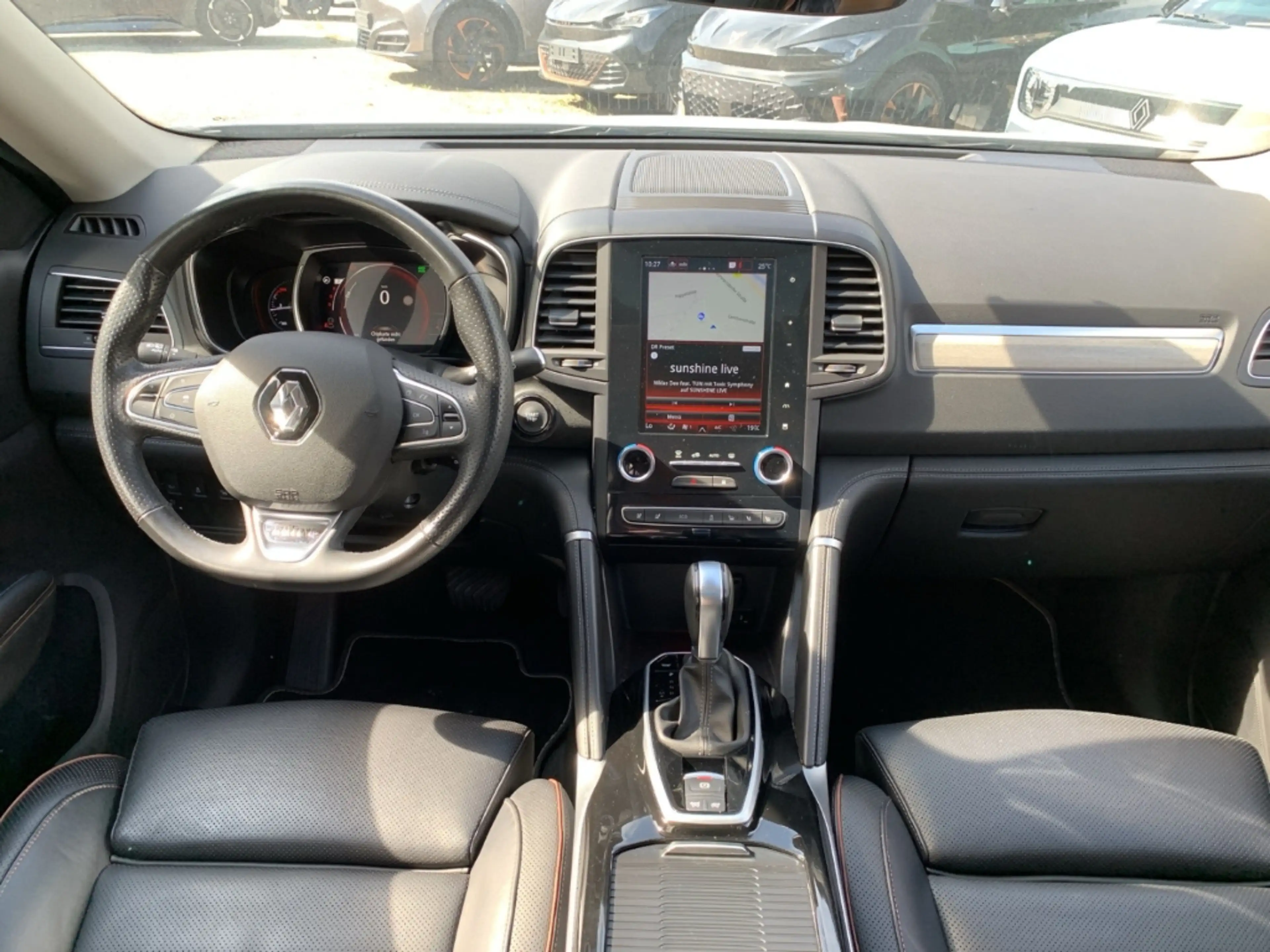 Renault Koleos INITIALE PARIS dCi 185 4x4 Initiale Paris PANO+4xS — photo 14