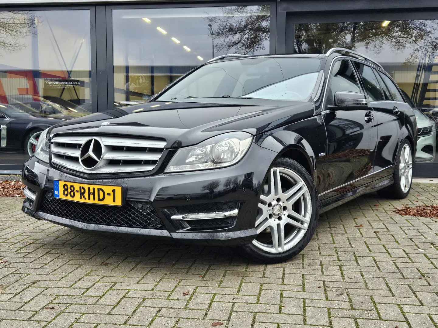 Mercedes-Benz C 180 Estate Avantgarde automaat + AMG STYLING + NAVI + Negro - 1