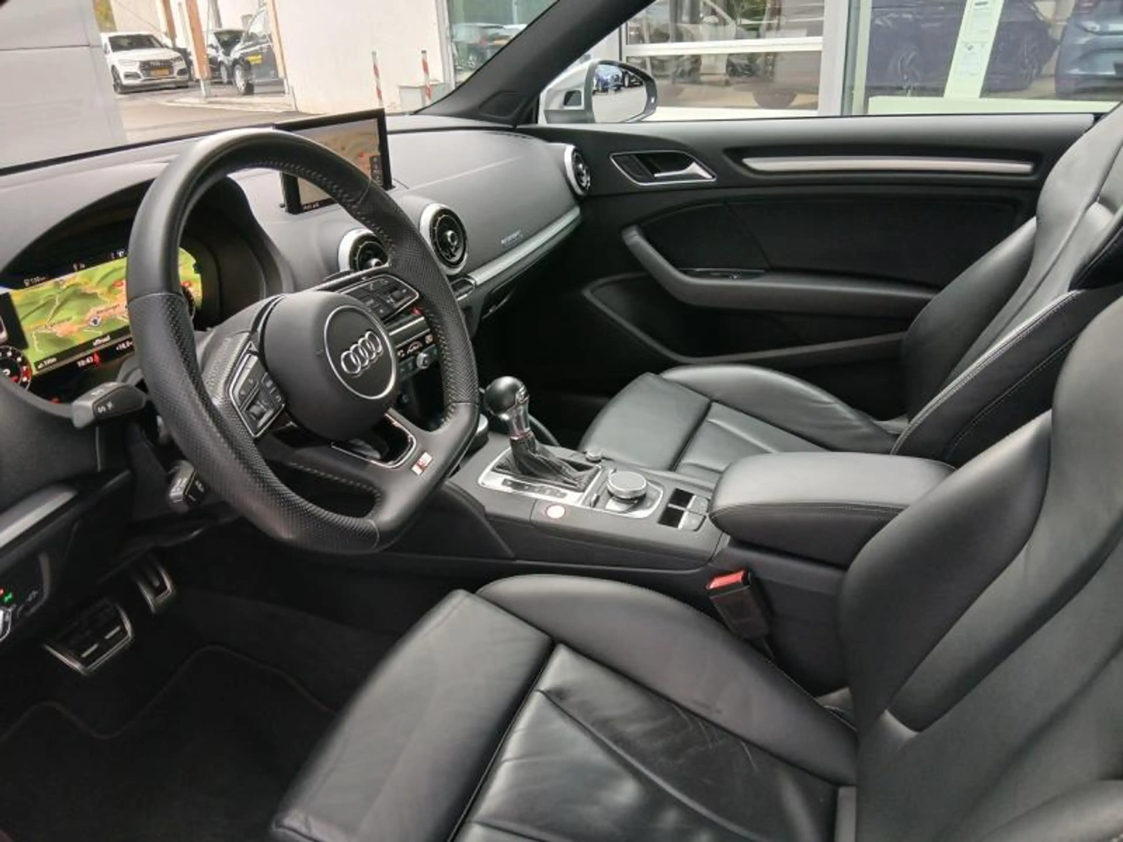 Audi S3 Cabriolet 2.0 TFSI quattro s-tronic — photo 8