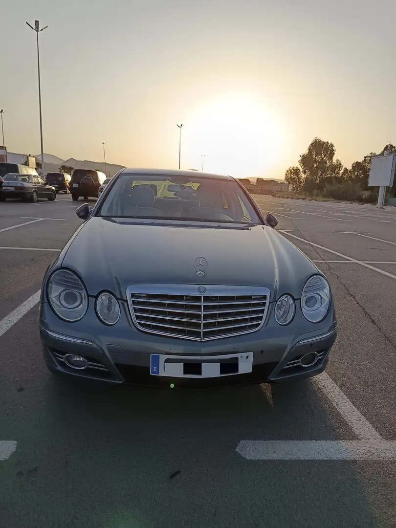 Mercedes-Benz E 220 CDI Elegance - 1