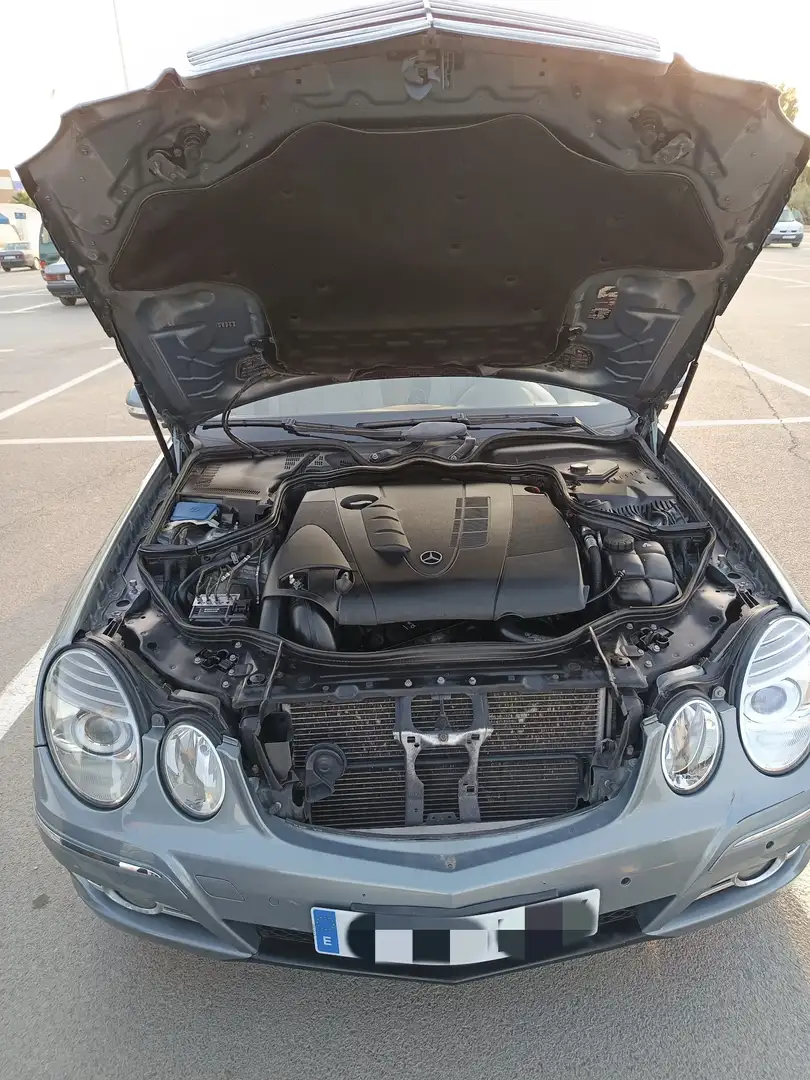 Mercedes-Benz E 220 CDI Elegance - 2