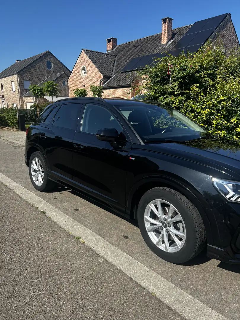 Audi Q3 35 TDI S - Line Zwart - 2