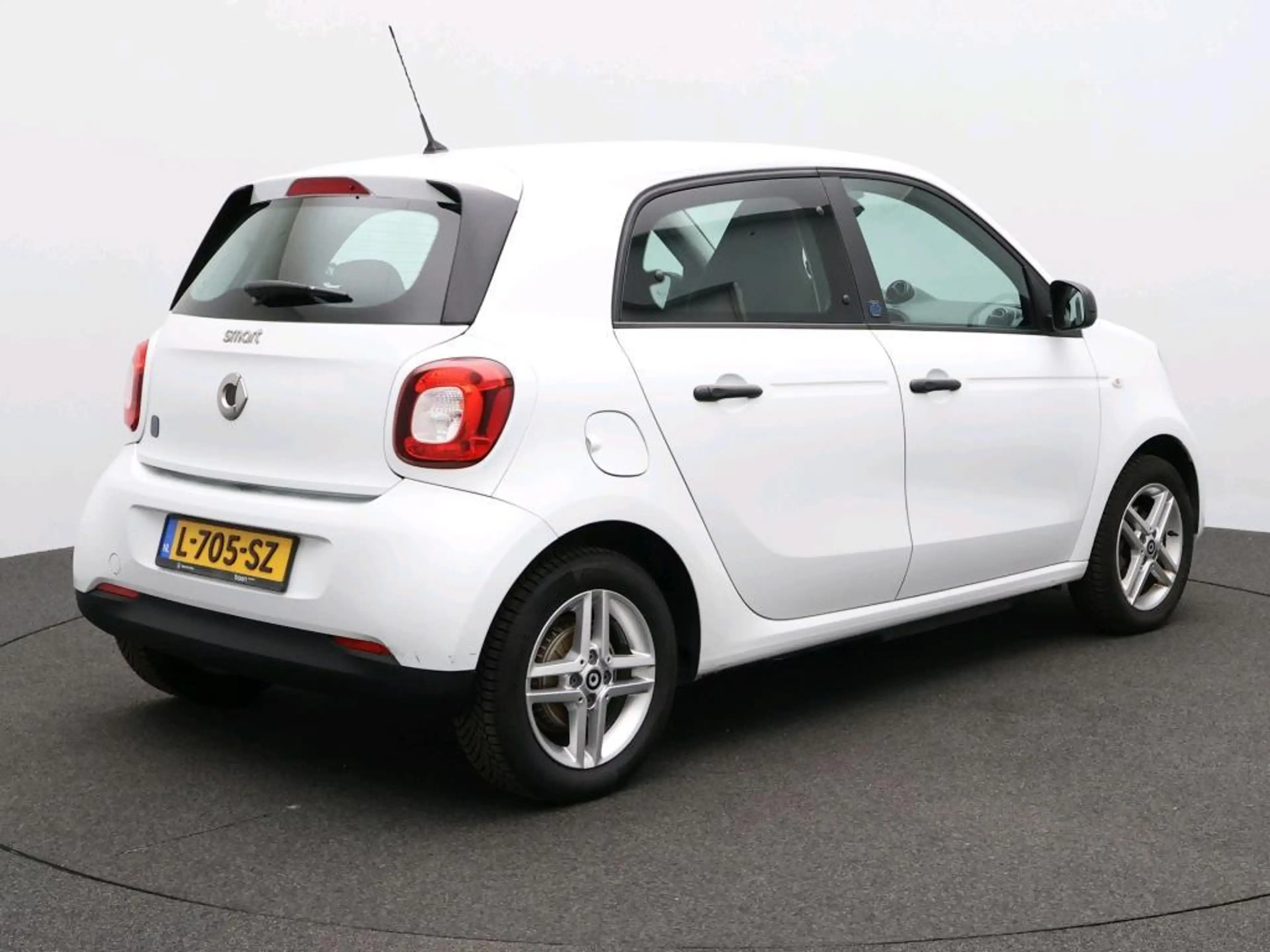 smart forFour Elektromotor 60kW Essential 1Y USED GARANTIE — photo 2