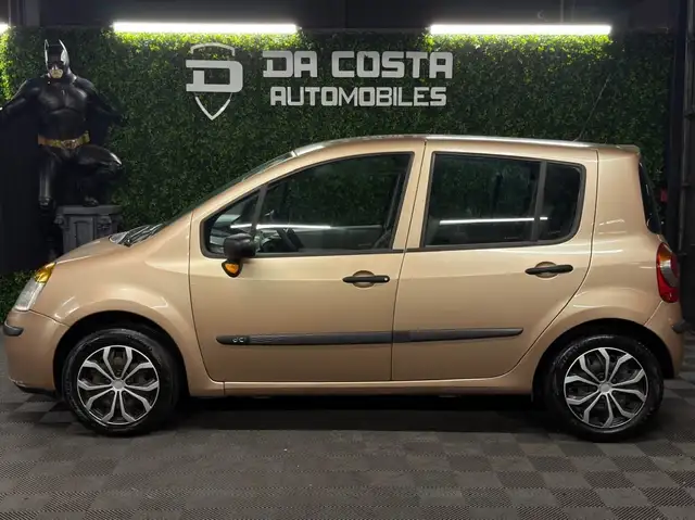 Renault Modus view 5