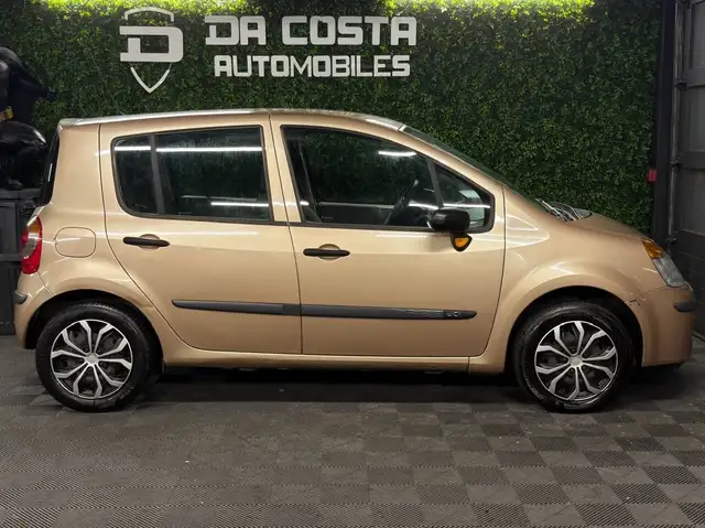 Renault Modus view 2
