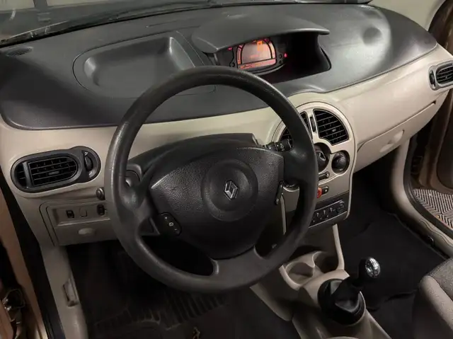 Renault Modus view 12