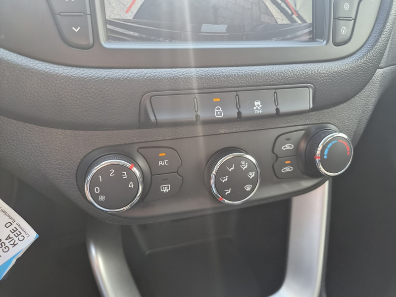 Kia Ceed SW / cee'd SW Sportswagon 1.6 GDI First Ed. — photo 5