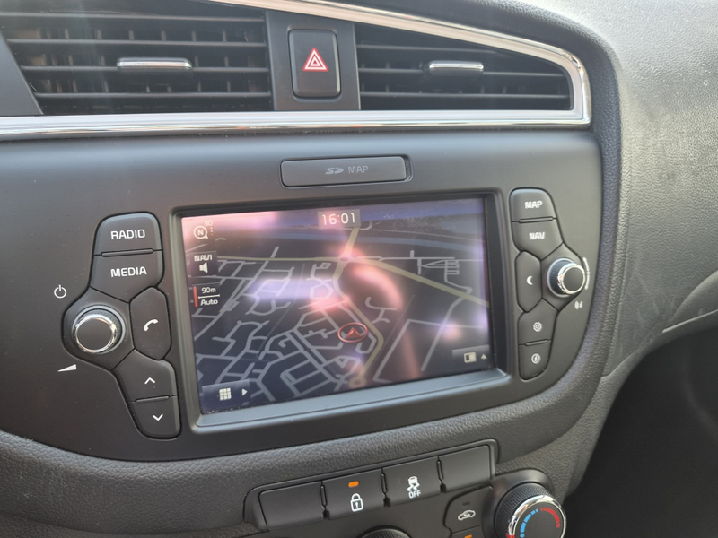 Kia Ceed SW / cee'd SW Sportswagon 1.6 GDI First Ed. — photo 8