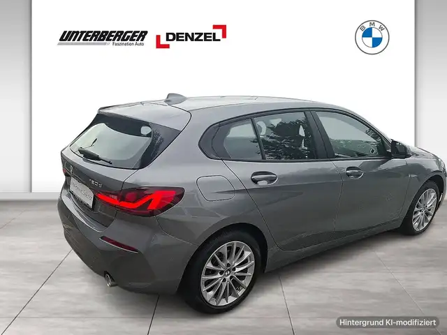 BMW 1 Series view 4