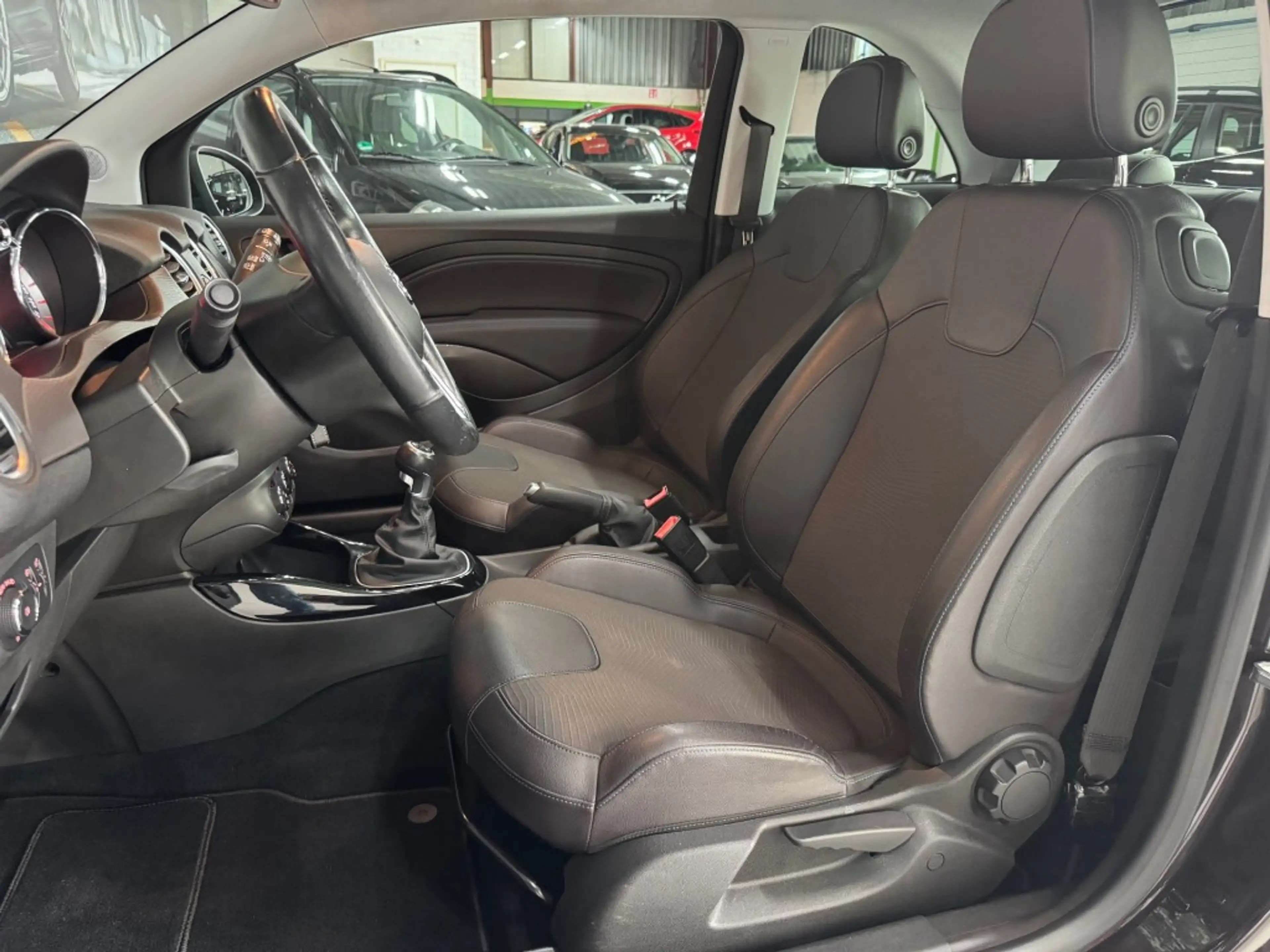 Opel Adam 1.0 TURBO ROCKS / Cruise / Bluetooth / 17 inch / A — photo 14