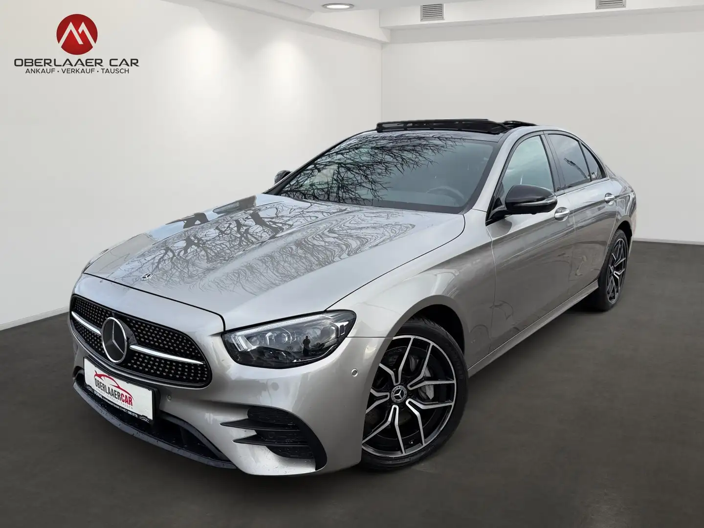 Mercedes-Benz E 300 E 300 de AMG-Line Aut. | Panorama | ACC | Grau - 1