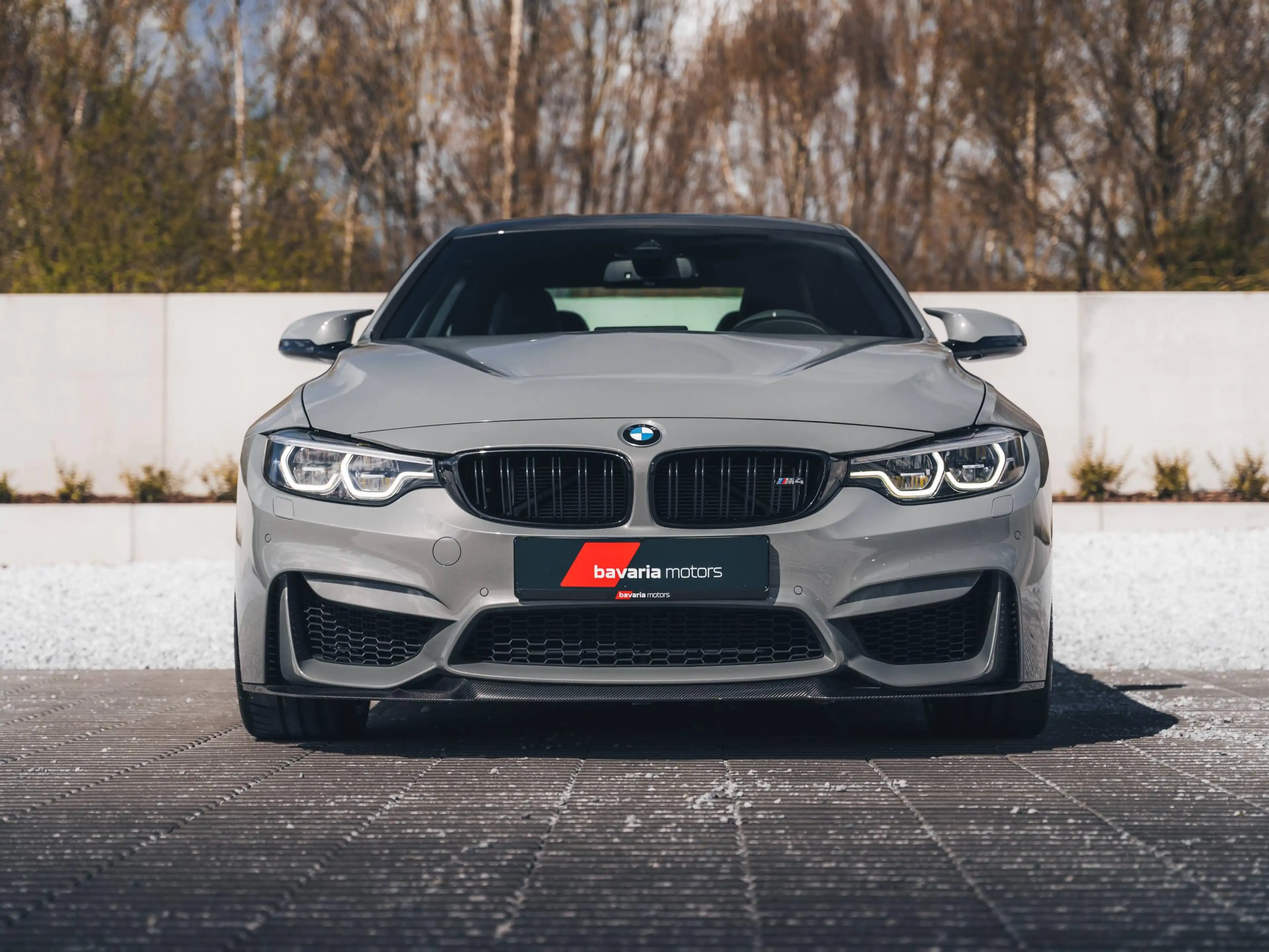 BMW M4 CS / Lime Rock Grey / Head-Up / Alcantara / 20" — photo 2