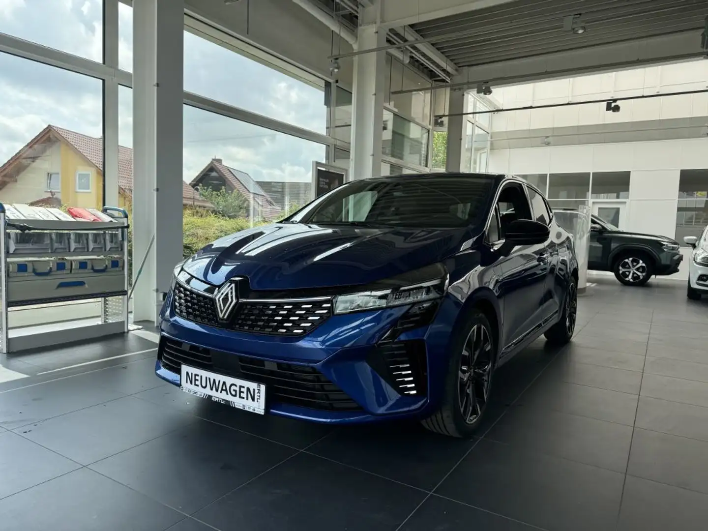 Renault Clio Techno TCe 90 Blau - 1