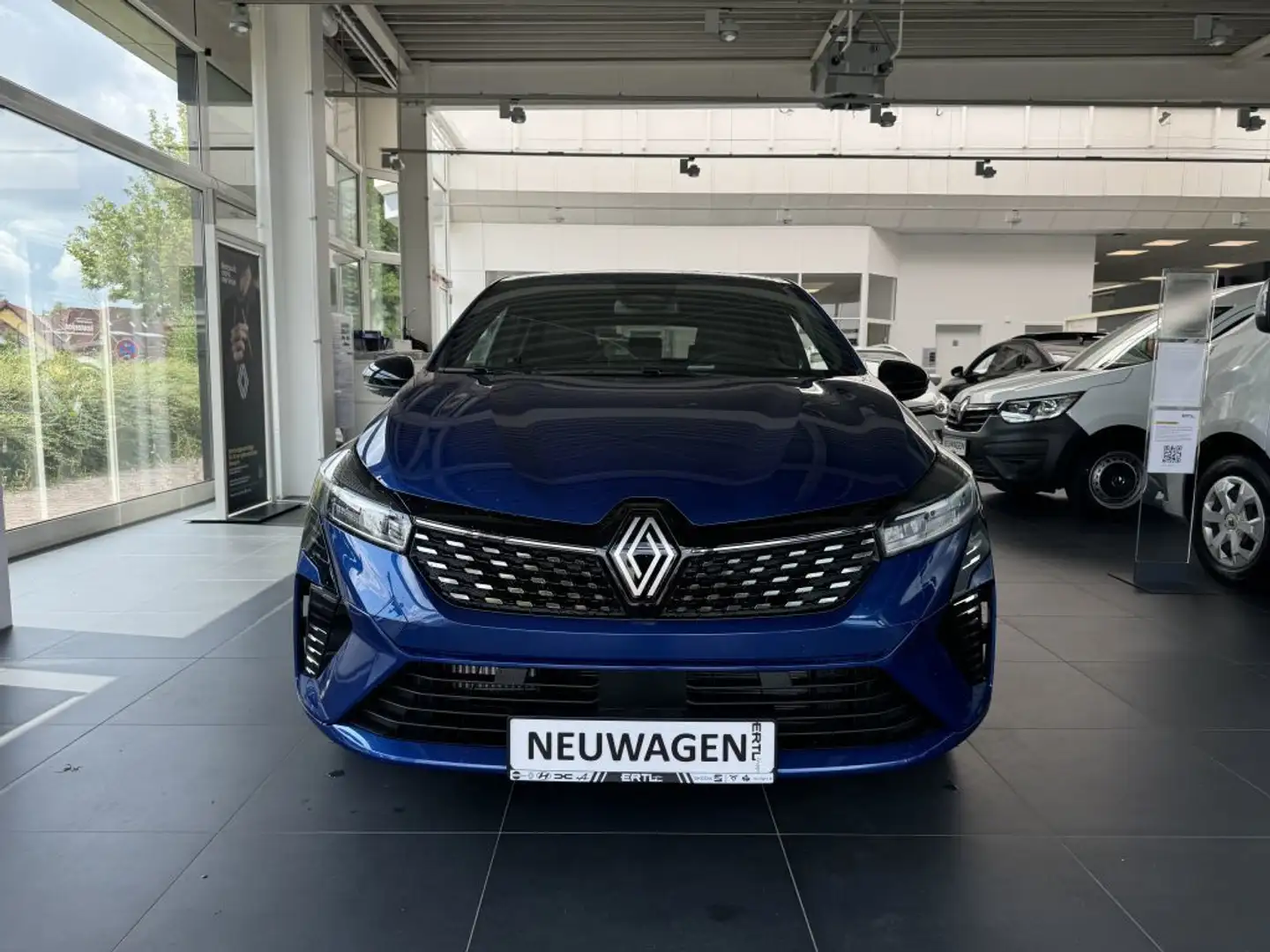 Renault Clio Techno TCe 90 Blau - 2