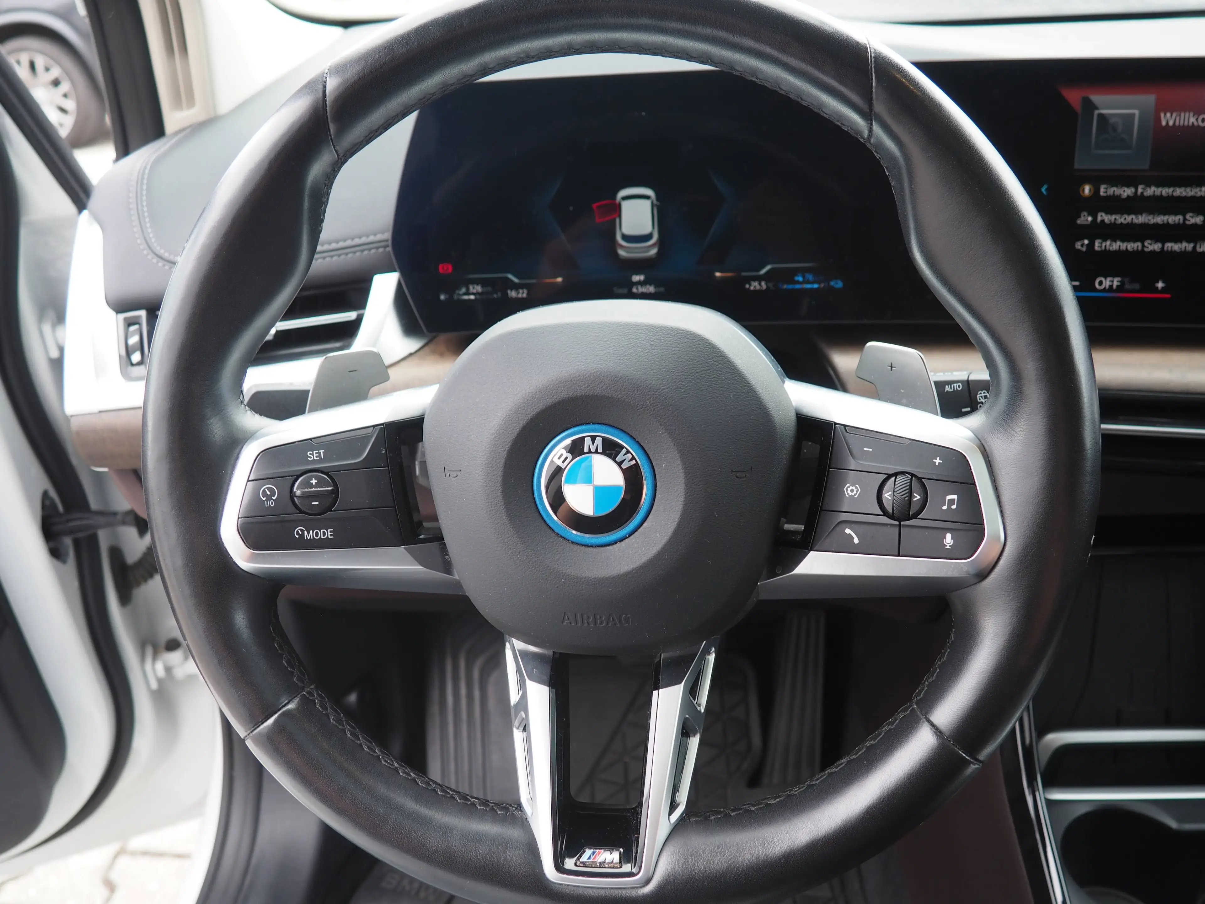 BMW 230 e xDrive Active Tourer Aut. Luxury Line*HarmanKardon*AHKschwenk*Panorama*Massage*360°* — photo 15