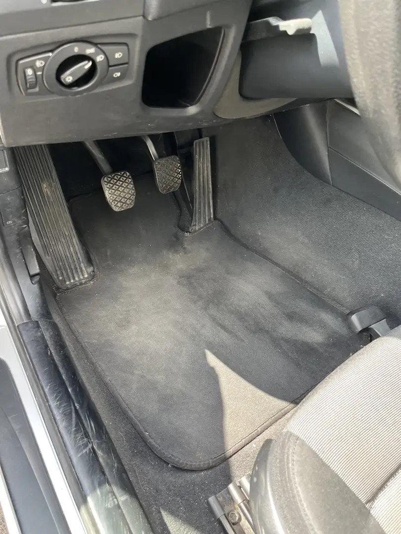BMW 116 116i Silber - 2