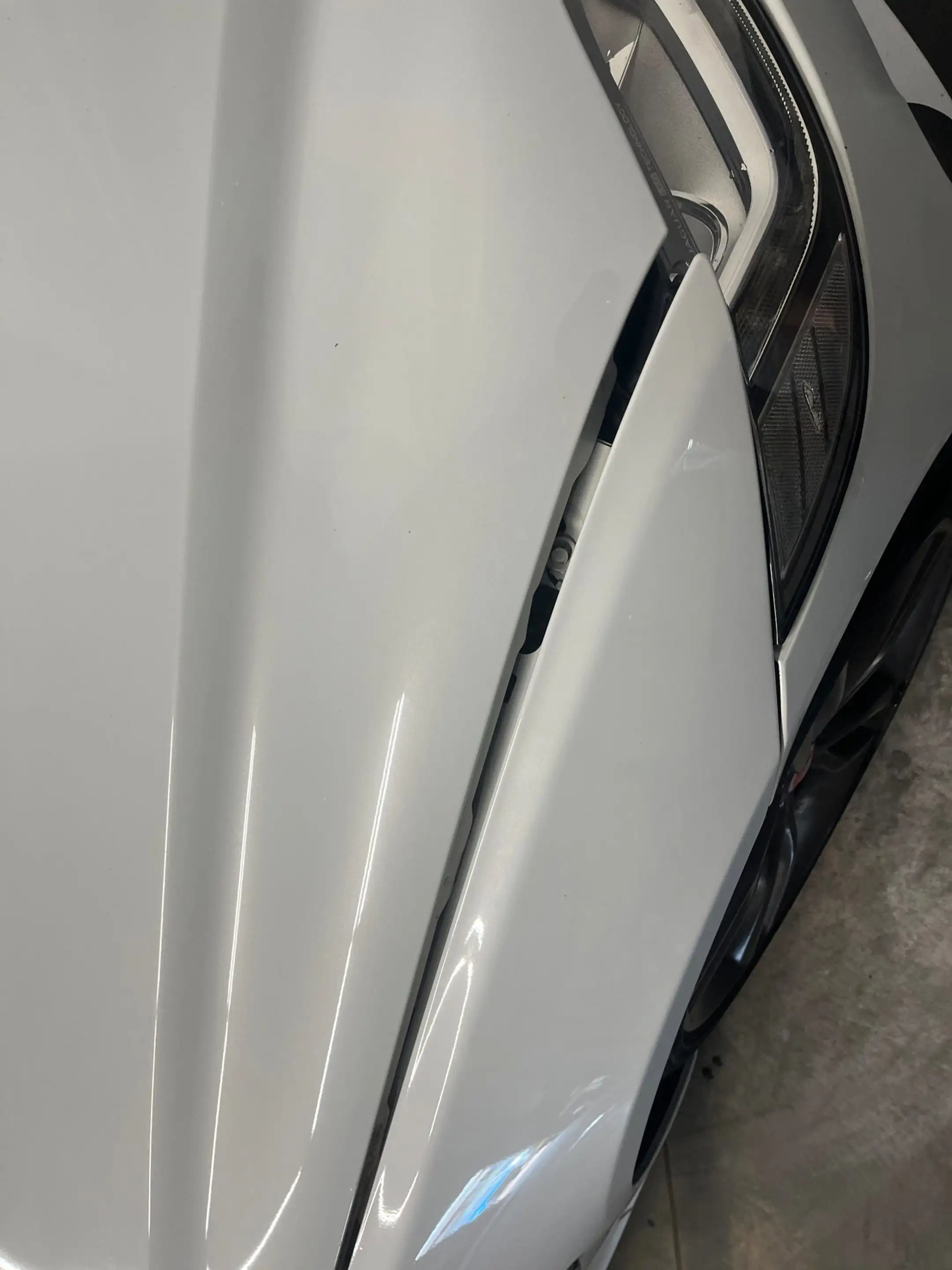 Jaguar XF Sportbrake 2.0t AWD 300 Sport - Front / Zij Schade — photo 9
