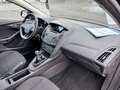 Ford Focus Ambiente 1.HAND Multifkt Klima PDC ht Black - thumbnail 15