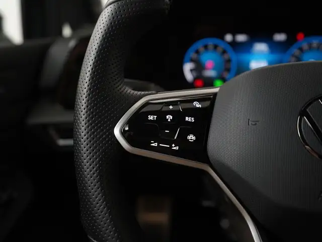 Volkswagen Golf view 7