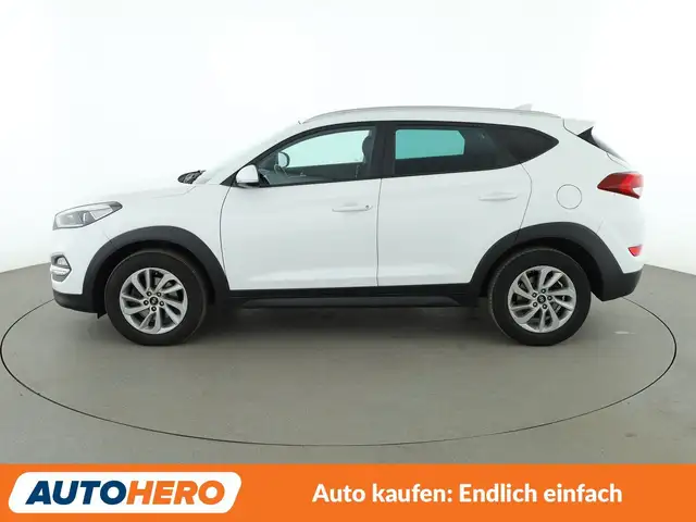 Hyundai Tucson view 3