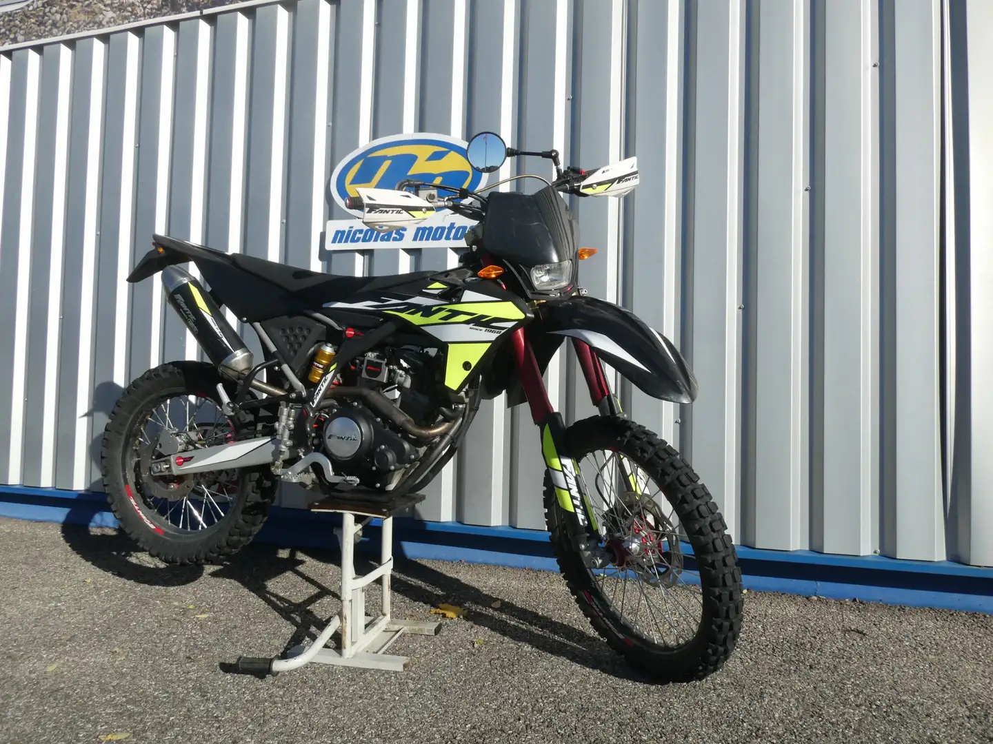 Fantic 125E Black - 2