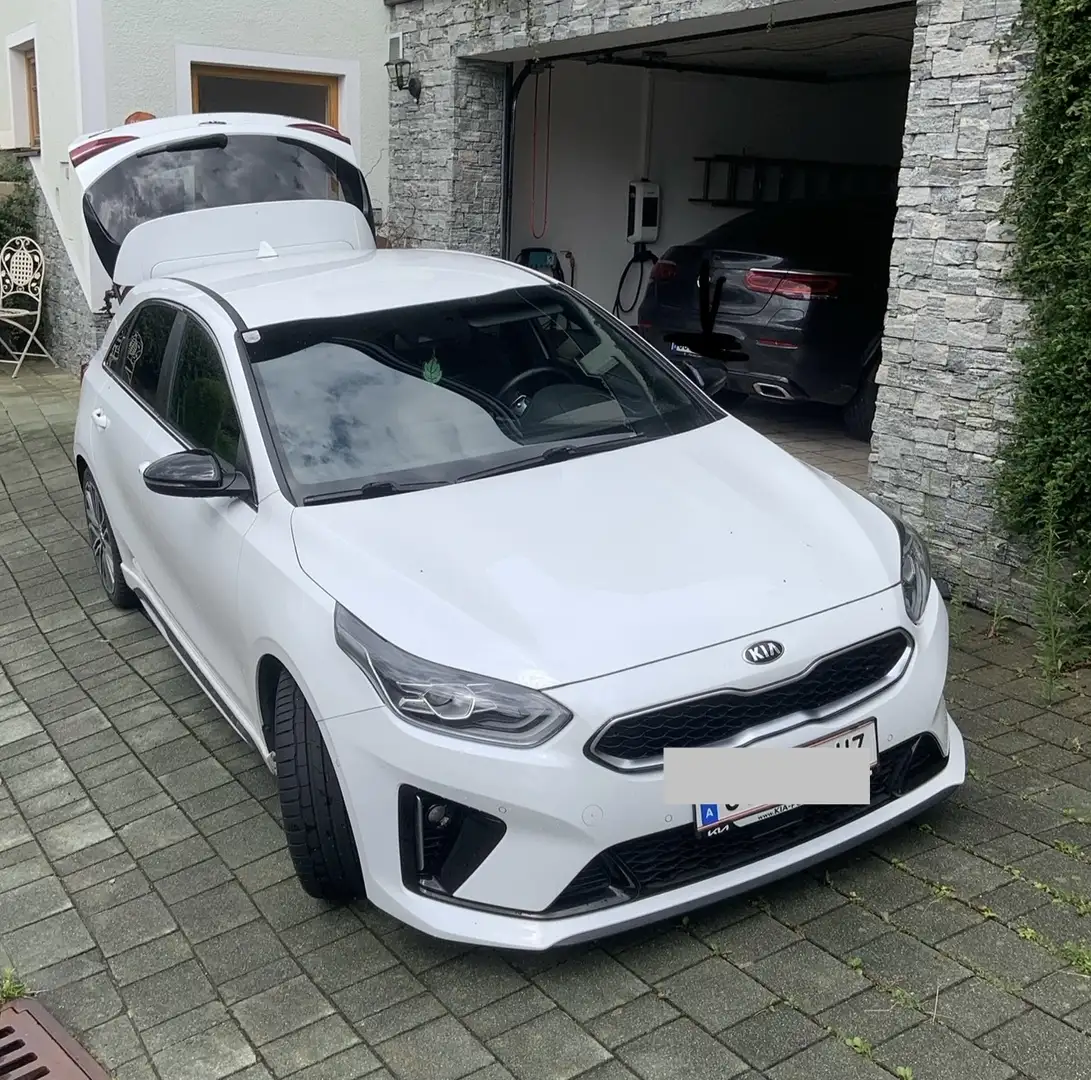 Kia Ceed / cee'd ceed 1,4 TGDI GPF GT-Line DCT Aut. GT-Line Weiß - 1